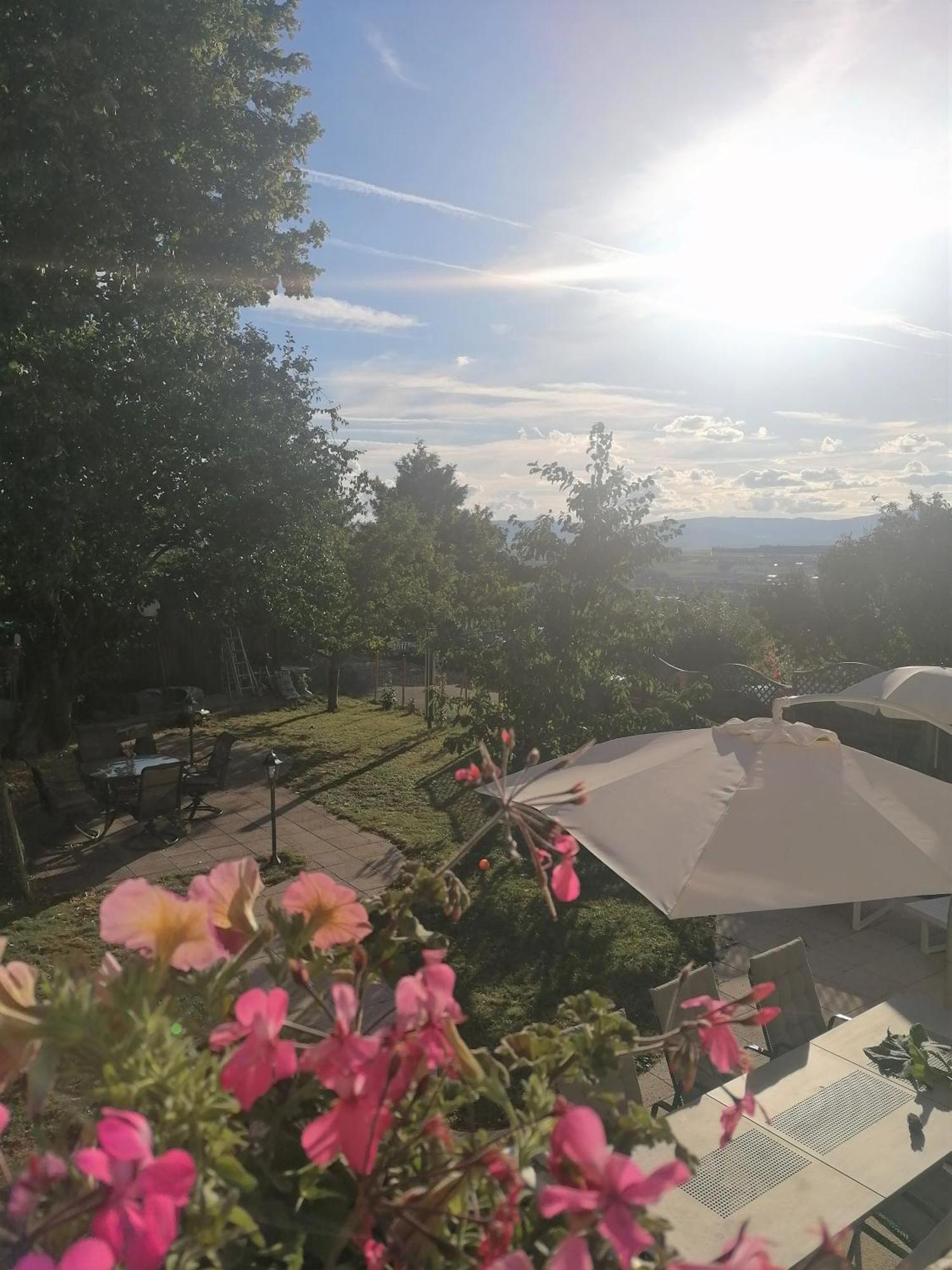 Cap Bonheur Hotell Saint-Cierges Eksteriør bilde